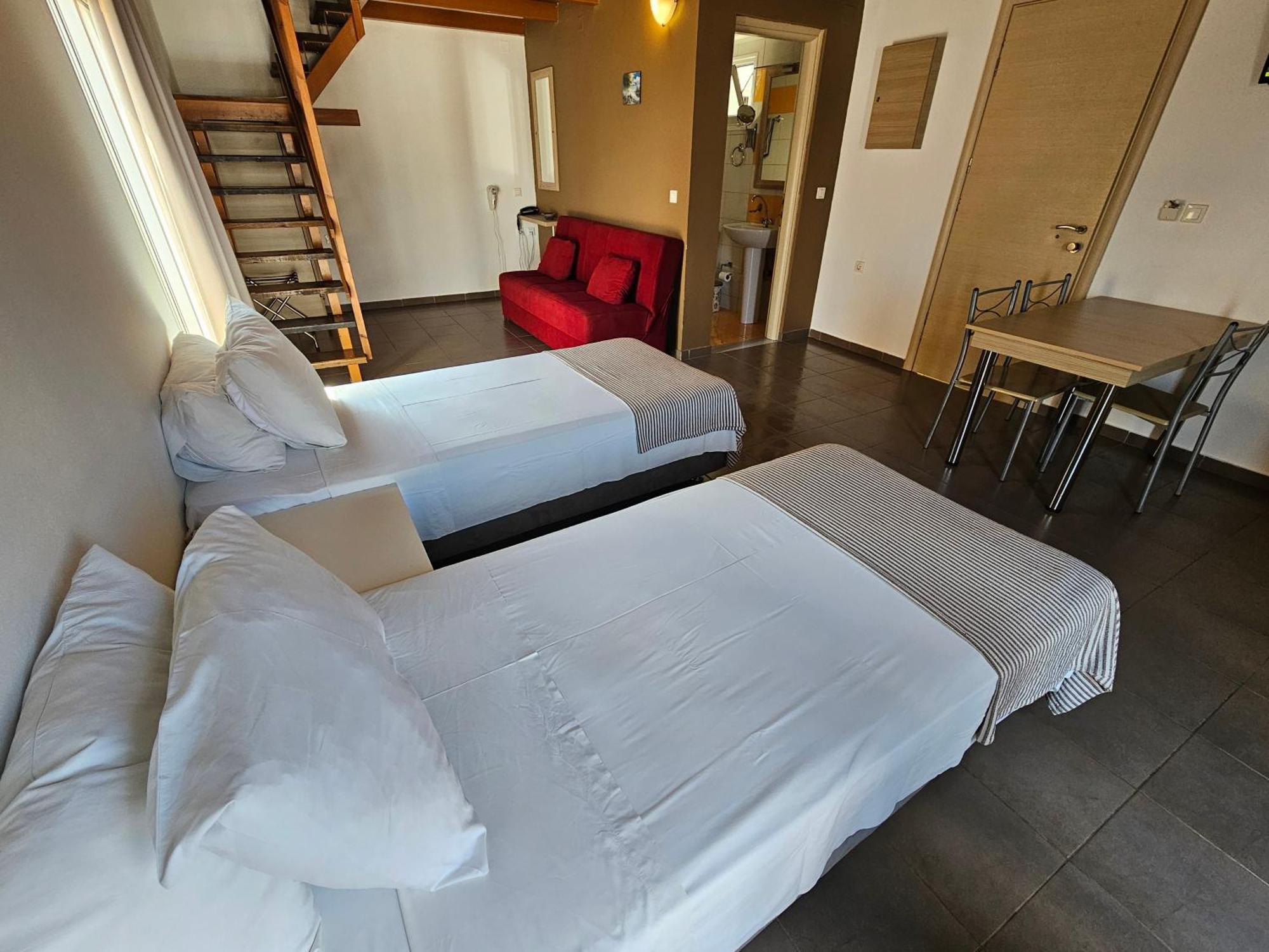 อีลอนดา ซันไรซ์ อพาร์ตเมนต์ Aparthotel เอลุนดา ภายนอก รูปภาพ