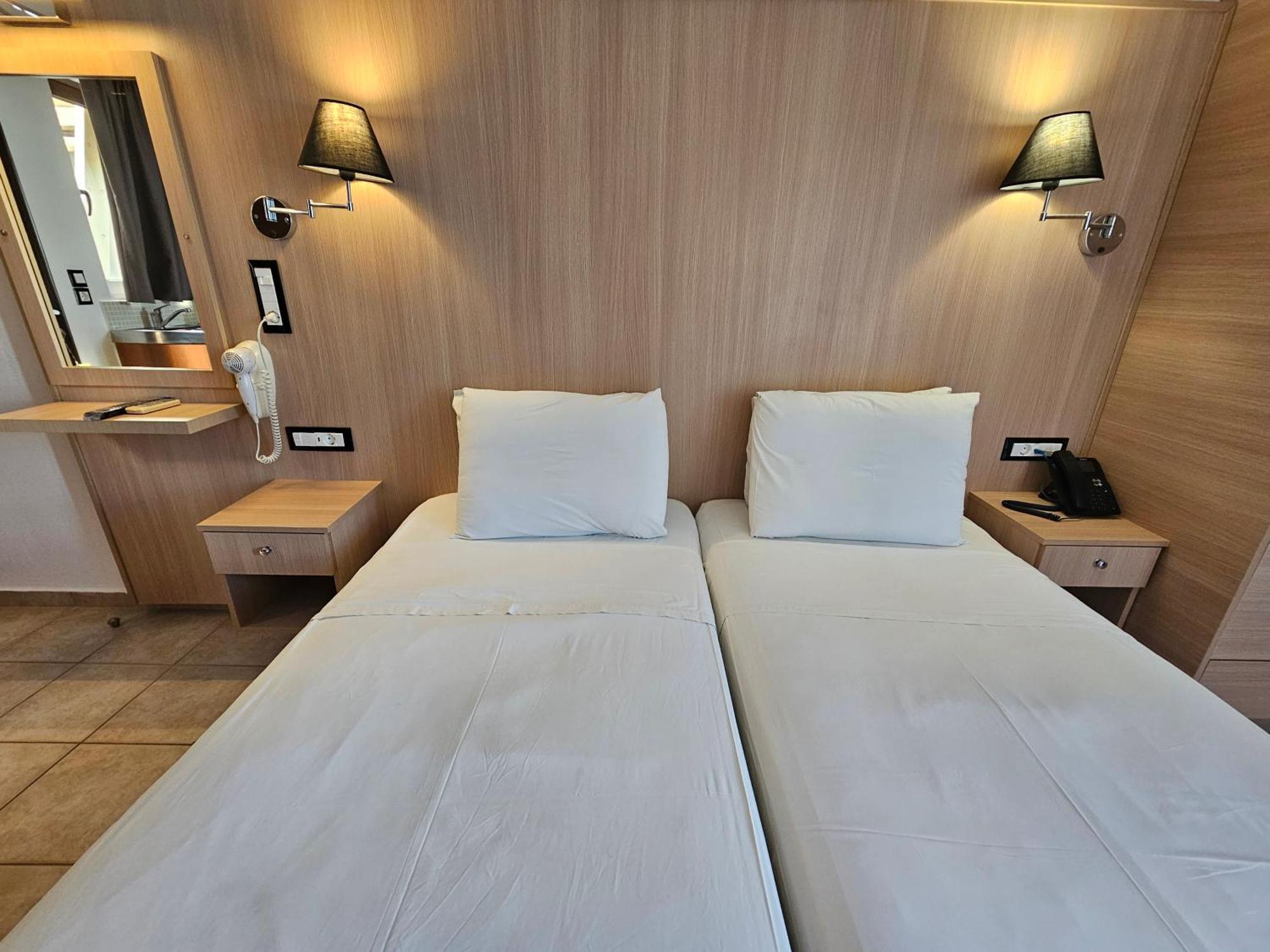 อีลอนดา ซันไรซ์ อพาร์ตเมนต์ Aparthotel เอลุนดา ภายนอก รูปภาพ