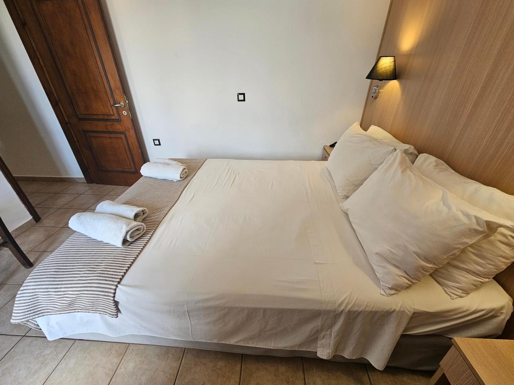 อีลอนดา ซันไรซ์ อพาร์ตเมนต์ Aparthotel เอลุนดา ภายนอก รูปภาพ