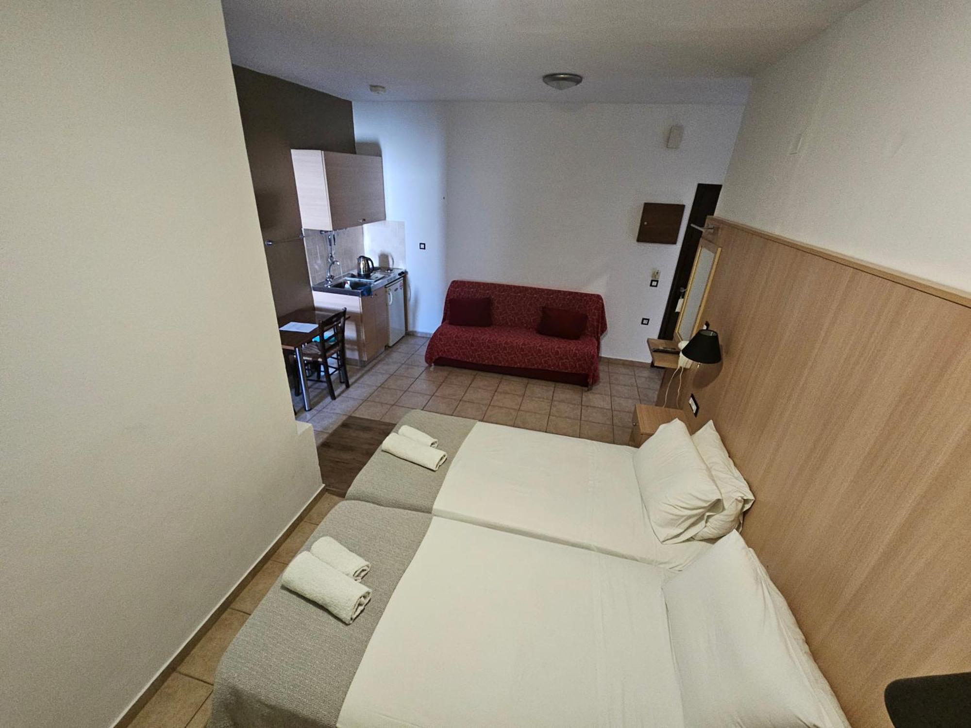 อีลอนดา ซันไรซ์ อพาร์ตเมนต์ Aparthotel เอลุนดา ภายนอก รูปภาพ